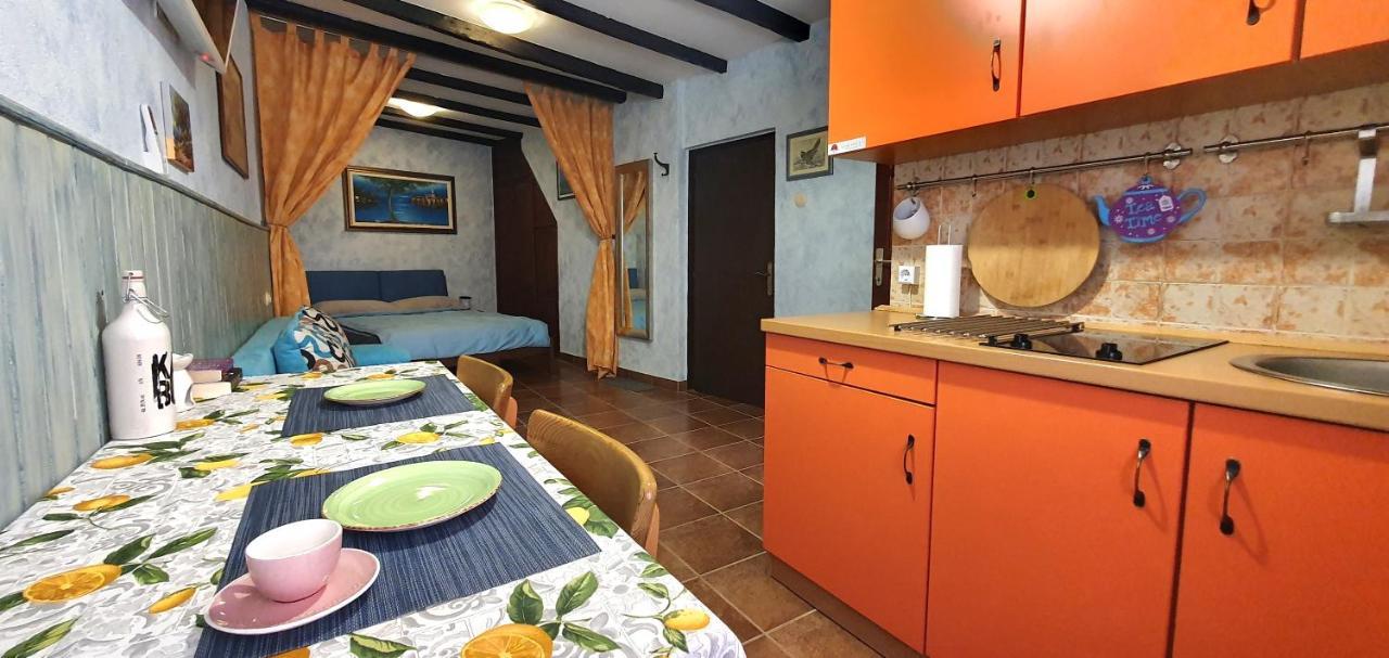 Studio Apartment Grisia Rovinj Eksteriør billede