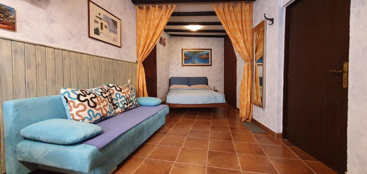 Studio Apartment Grisia Rovinj Eksteriør billede